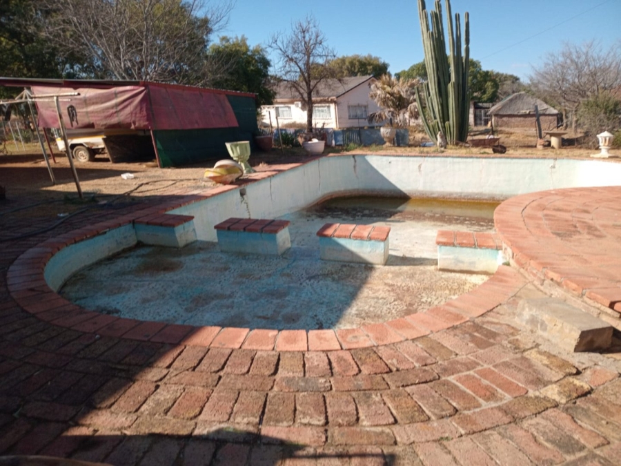 4 Bedroom Property for Sale in Christiana North West